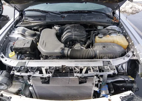 2018 Dodge Challenger Sxt z USA, uszkodzony, nr VIN 2C3CDZAGXJH242457